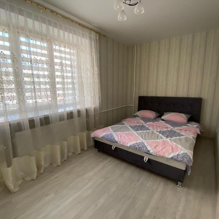 Cosy flat in the city centre Csernyihiv Kültér fotó