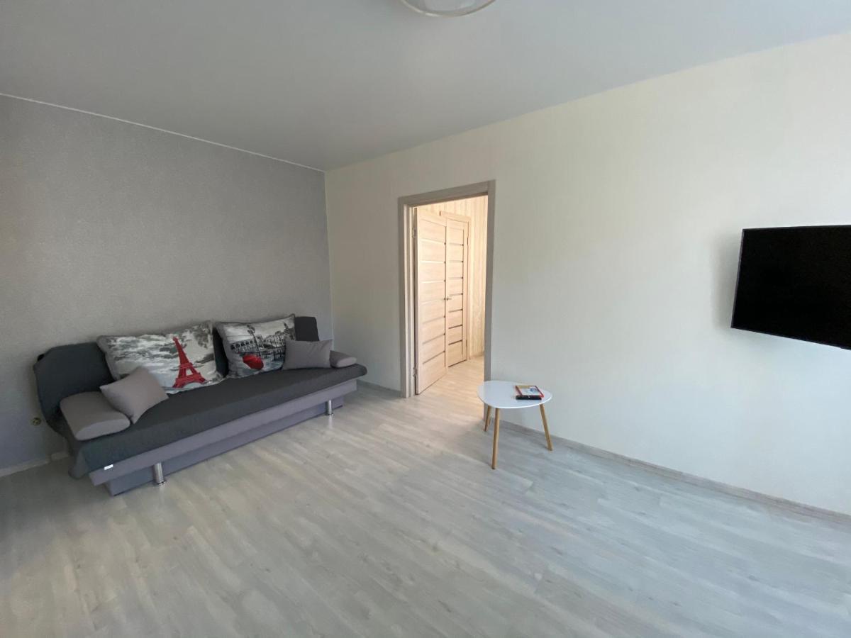 Cosy flat in the city centre Csernyihiv Kültér fotó