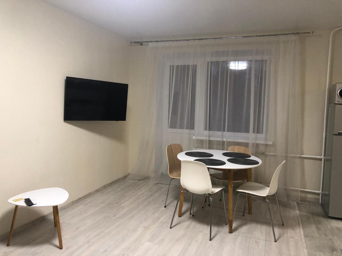 Cosy flat in the city centre Csernyihiv Kültér fotó